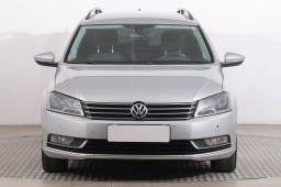 Volkswagen Passat 2011