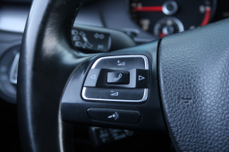 Volkswagen Passat 2011