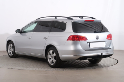 Volkswagen Passat 2011