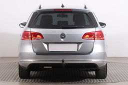 Volkswagen Passat 2011