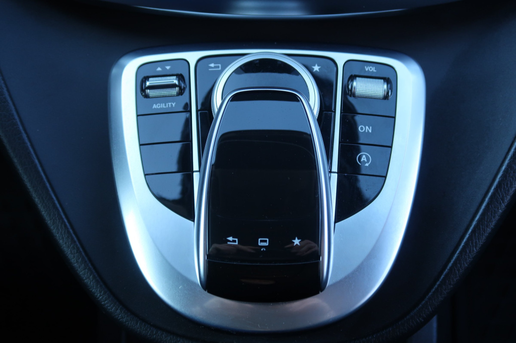 Mercedes-Benz V