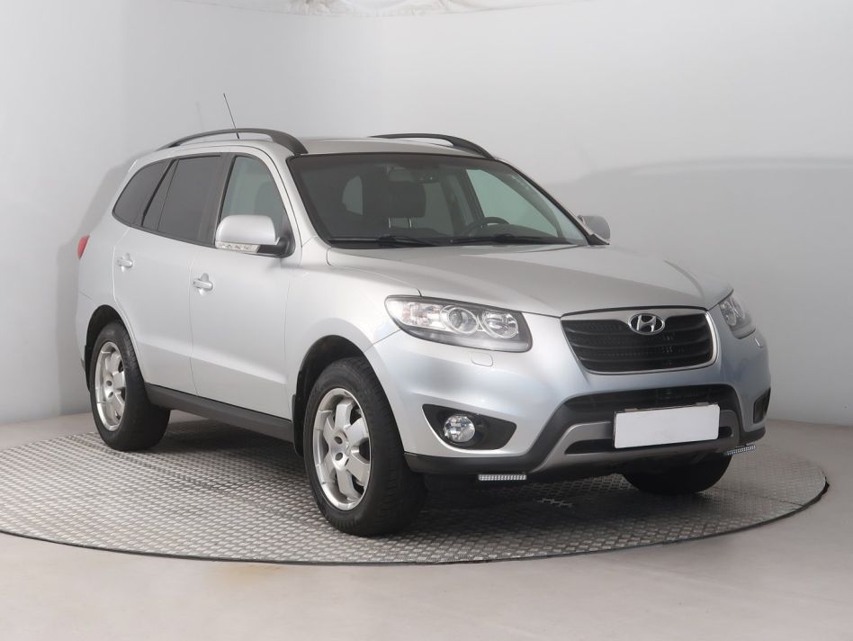 Hyundai Santa Fe - 2012