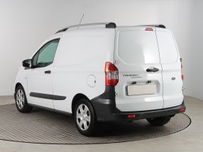 Ford Transit Courier - 2021