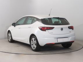 Opel Astra - 2016