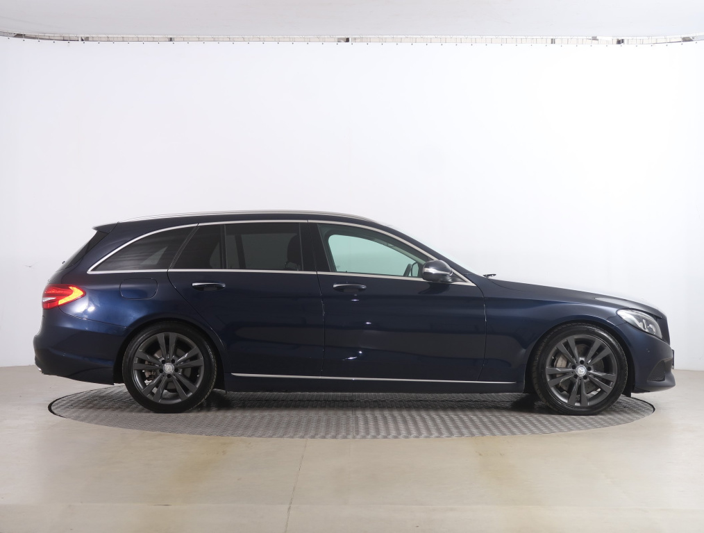Mercedes-Benz C