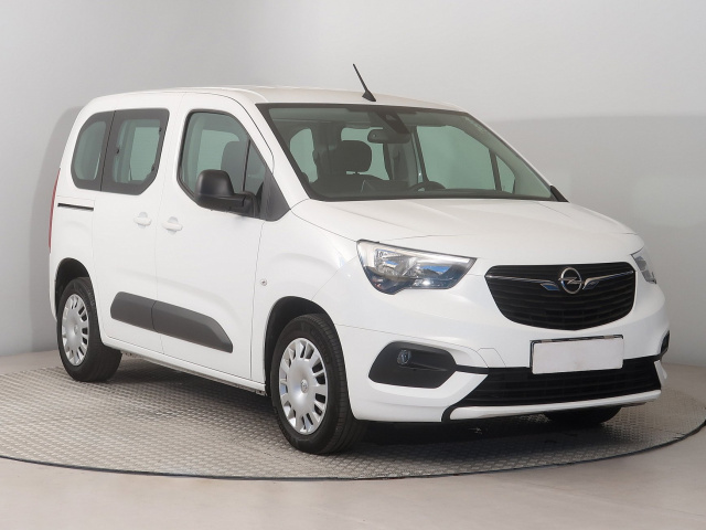 Opel Combo 2022