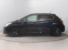 Peugeot 208 - 2017
