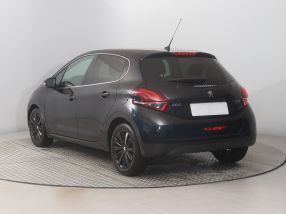 Peugeot 208 - 2017