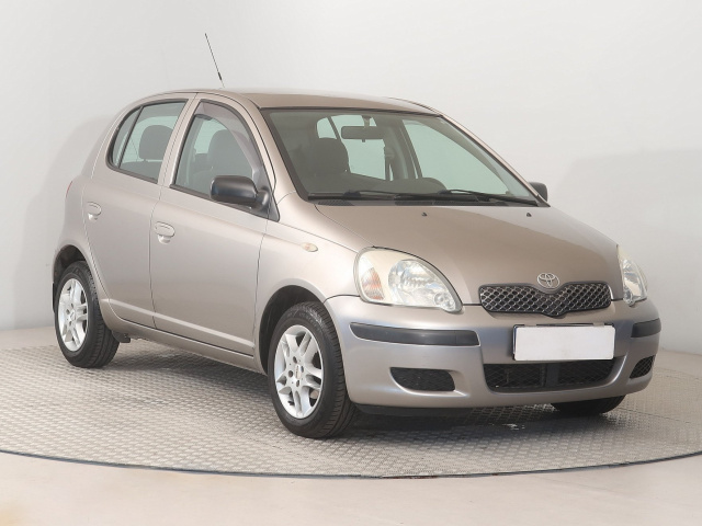 Toyota Yaris 2004
