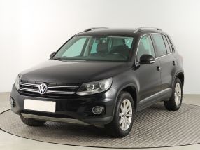 Volkswagen Tiguan - 2011