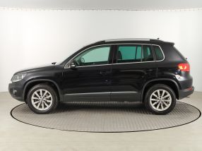 Volkswagen Tiguan - 2011