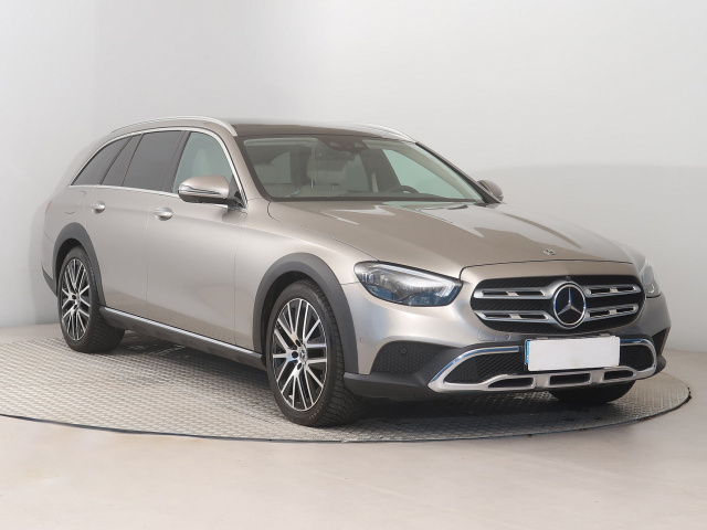 Mercedes-Benz E 2021