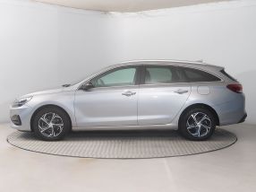 Hyundai i30 - 2024