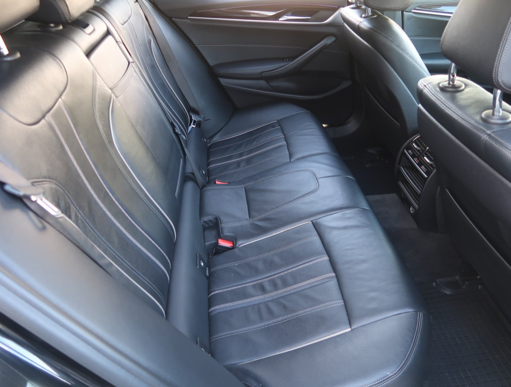 BMW 5