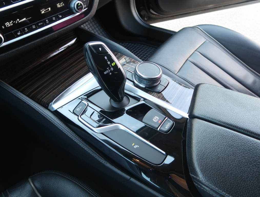 BMW 5