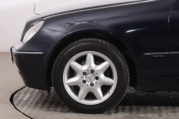 Mercedes-Benz C 2001