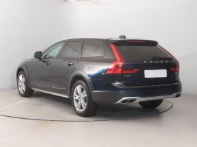 Volvo V90 Cross Country - 2019