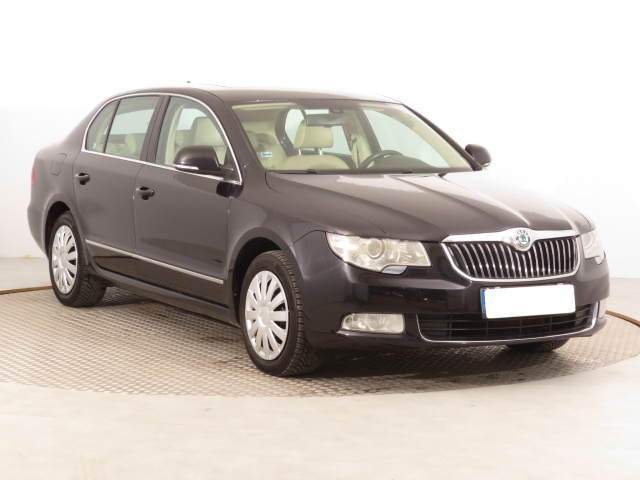 Škoda Superb 2010
