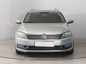 Volkswagen Passat - 2012