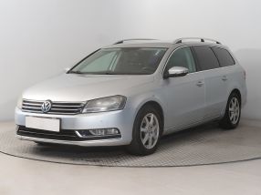 Volkswagen Passat - 2012