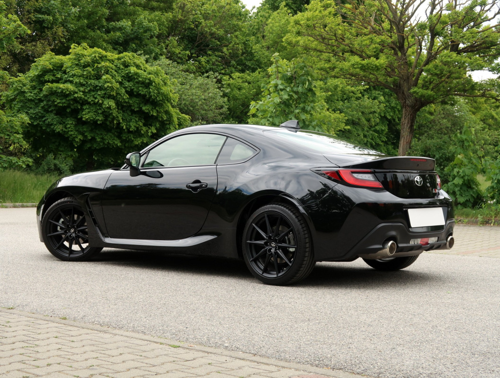 Toyota GR 86