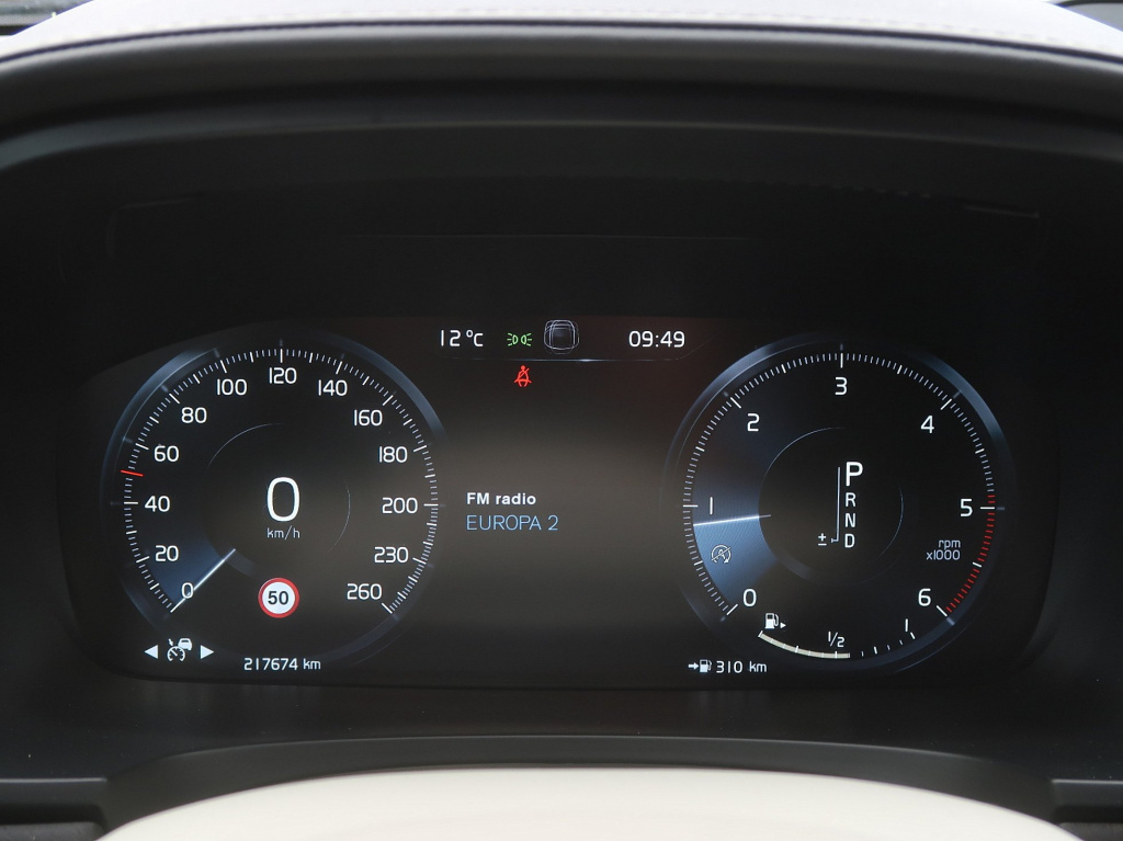 Volvo V90 Cross Country