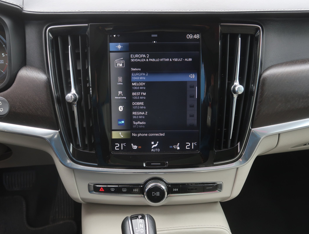 Volvo V90 Cross Country