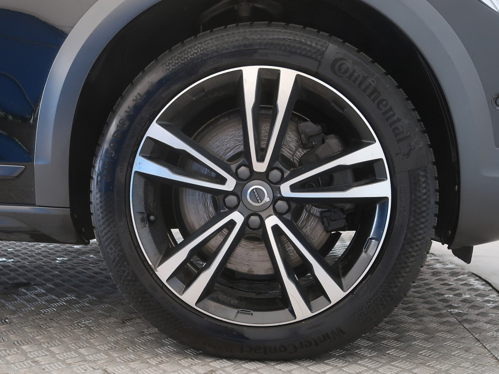 Volvo V90 Cross Country