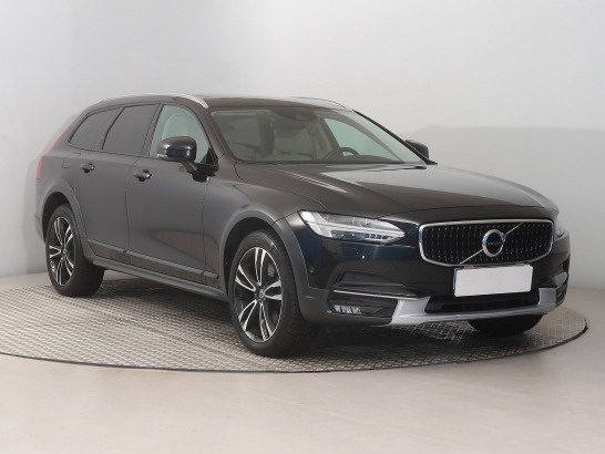 Volvo V90 Cross Country