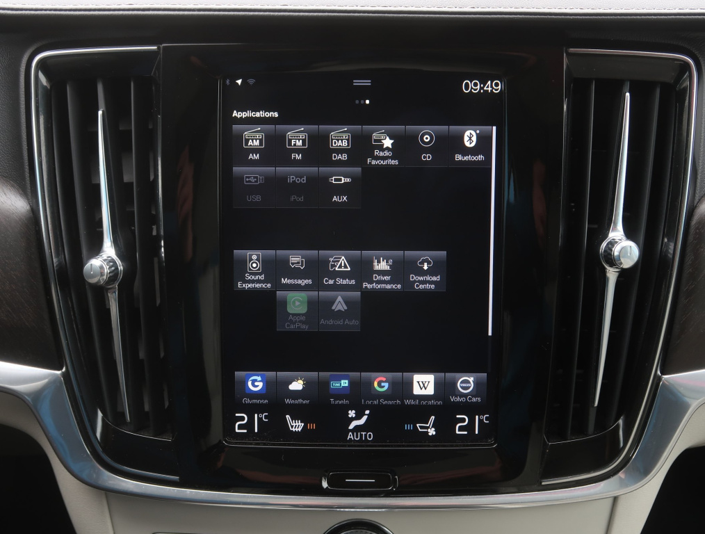 Volvo V90 Cross Country