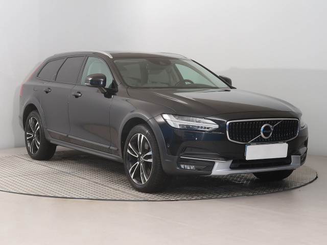 Volvo V90 Cross Country 2017