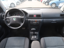 Škoda Octavia 2005