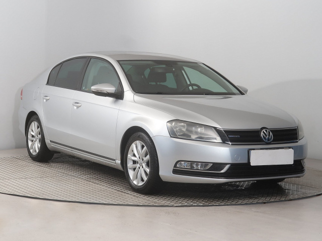 Volkswagen Passat 2012