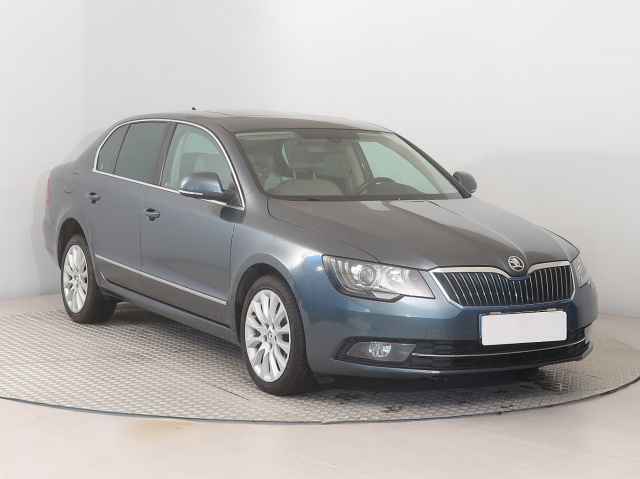 Škoda Superb 2014