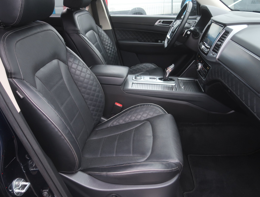 Ssang Yong Rexton