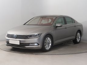 Volkswagen Passat - 2016