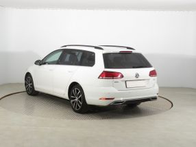 Volkswagen Golf - 2017