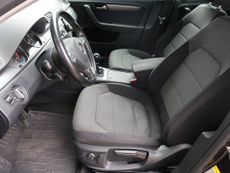 Volkswagen Passat 2013
