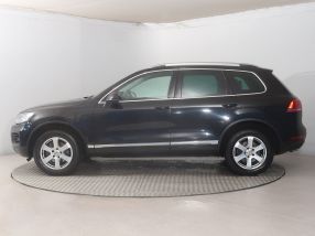 Volkswagen Touareg - 2013