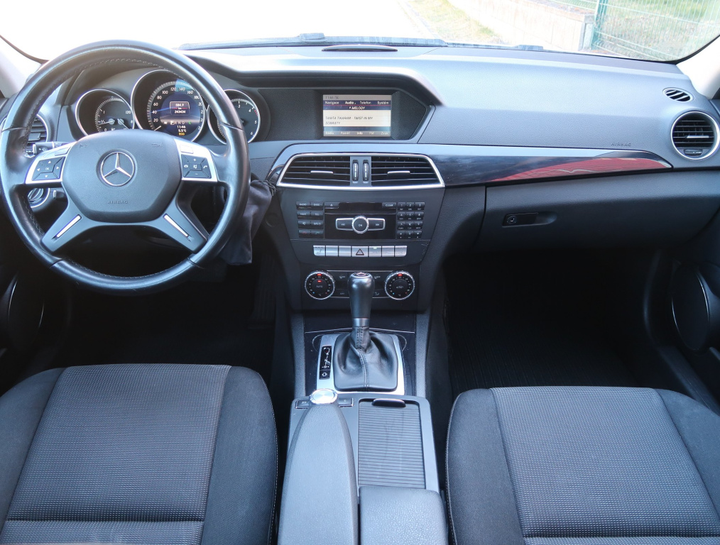 Mercedes-Benz C