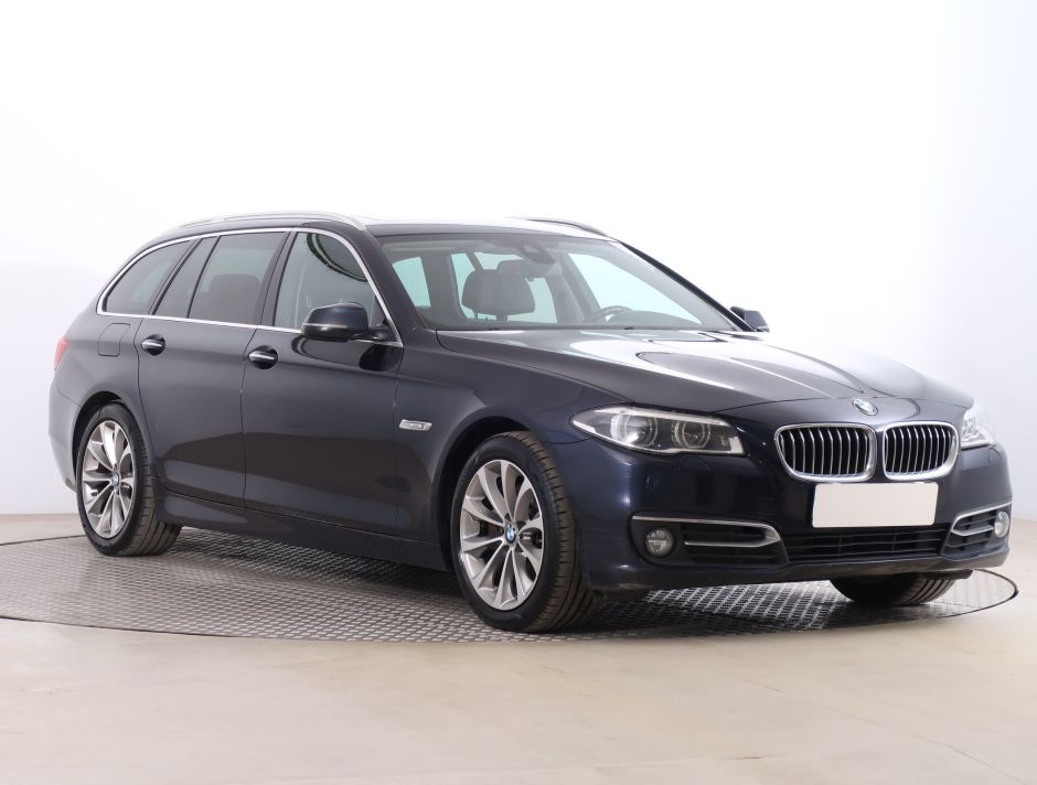 BMW 5 - 2016