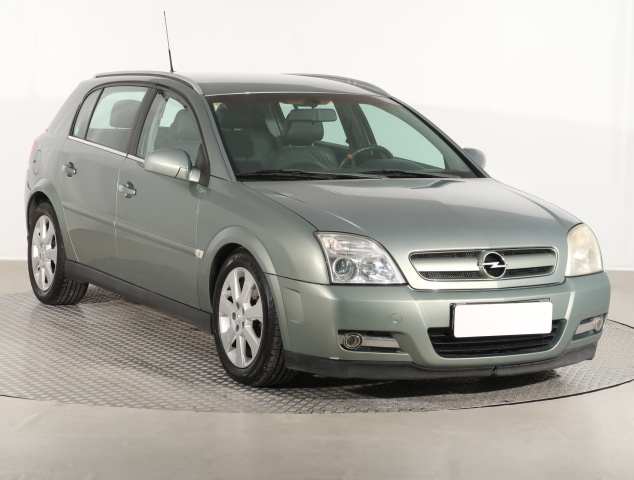 Opel Signum 2004