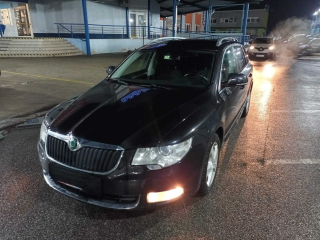 Škoda Superb, 2011