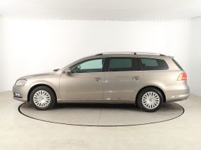 Volkswagen Passat - 2012