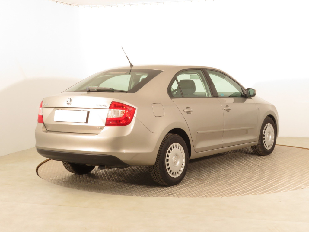 Škoda Rapid