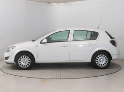 Opel Astra 2013