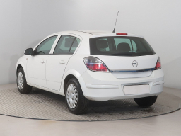 Opel Astra 2013