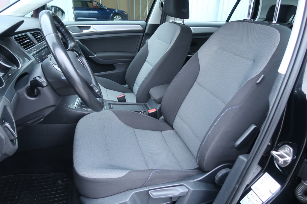Volkswagen e-Golf