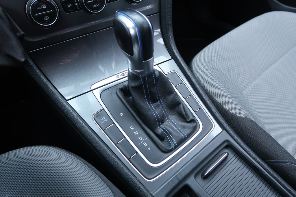 Volkswagen e-Golf