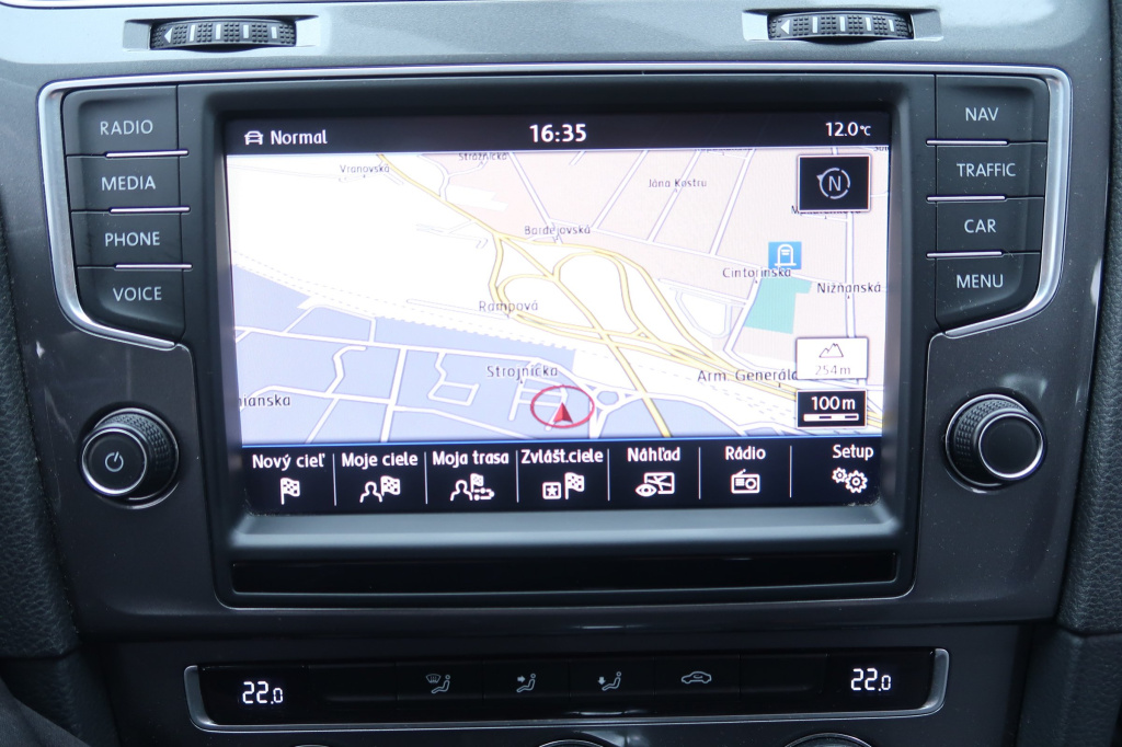 Volkswagen e-Golf